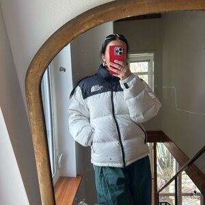 The North Face 1996 Retro Nuptse Jacket - 700 Down Fill Dune White